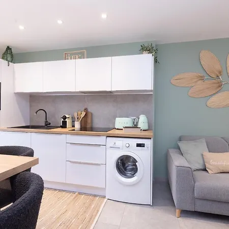 Magnifique T3 Bord De Garage Prive Classe 3 Etoiles Appartement *